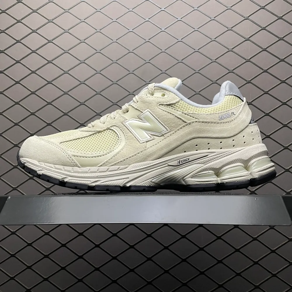 💰520 價格調整 純原 New Balance 新百倫 M2002RE 復古休閒跑步鞋 知名大廠M出品 正確組合大底 尺碼：36 37 37.5 38 38.5 39.5 40 40.5 41.5 42 42.5 43 44 44.5 
