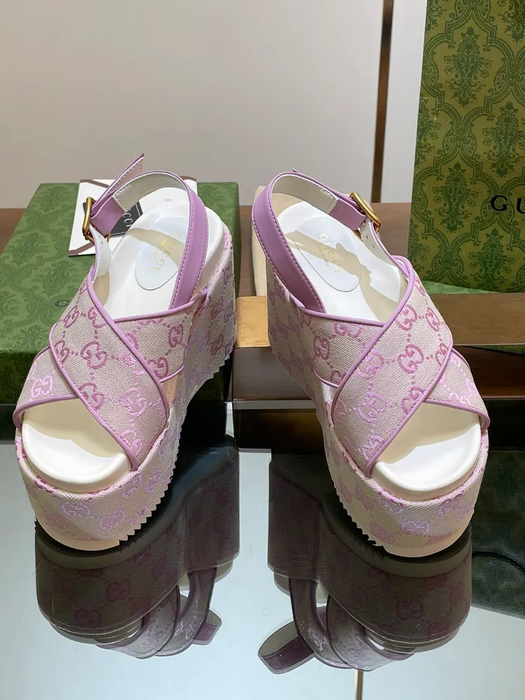 2024古奇🆕最新春夏雙GG丹寧牛仔系列p620 厚底涼鞋 高水臺交叉帶涼鞋😻😻