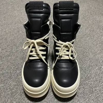 💰920 純原版本 Rick Owens 瑞克 歐文斯 倒三角款 高幫休閒鞋 高階零售外貿專供品質 配置天地蓋硬實禮盒(附贈棉布託購物袋一個)升級原楦原紙版開發版型 水染粒面小牛皮革鞋面材質 奢侈品的觸感 私模定製品牌LOGO拉鏈 一比一