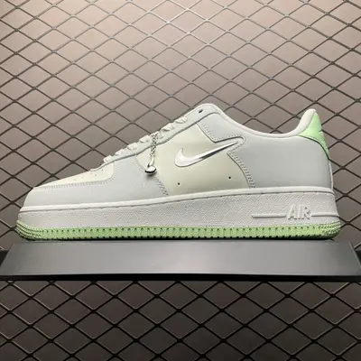 💰550 純原NK Air Force 1 Low 空軍一號低幫休閒板鞋 FN8540-001原廠衝刀皮料切割乾淨 無任何毛邊 打造純正空軍 全掌內建蜂窩氣墊 原盒配件 原廠中底鋼印、拉幫完美 全套原楦原模傾力打造完美版型 尺碼：36 3