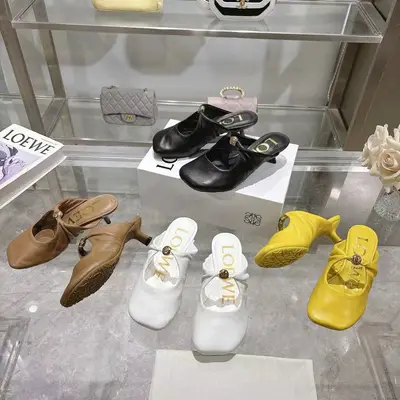 頂級版本🆕💗【羅意威•Loewe】 火爆新款 配合整體原版楦型，時尚而個性好穿 顏色超讚