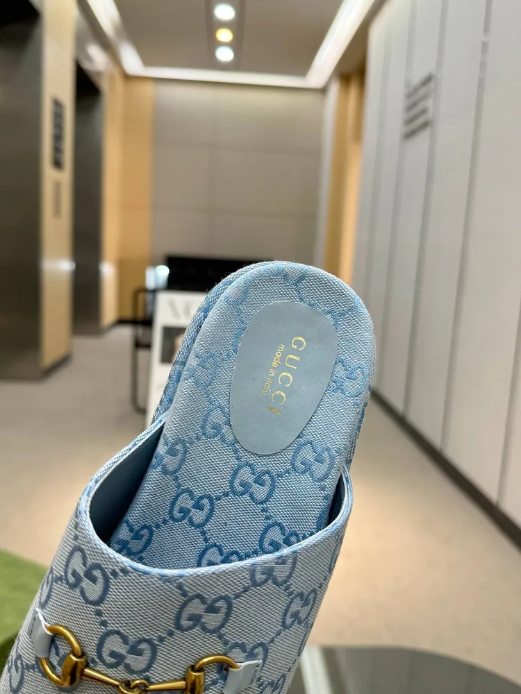 🔥【p600】全年出貨，古家最新限量厚底拖鞋 。頂級品質發售 購入正品開發 . 材質.工藝與原版一致