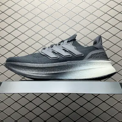 💰590 純原Y-3 x AD 阿迪 Ultra Boost 5 山本耀司聯名款超彈力爆米花中底休閒跑步鞋 JR6647 尺碼：36 36.5 37 38 38.5 39 40 40.5 41 42 42.5 43 44 44.5 45 
