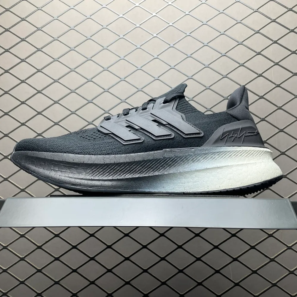 💰590 純原Y-3 x AD 阿迪 Ultra Boost 5 山本耀司聯名款超彈力爆米花中底休閒跑步鞋 JR6647 尺碼：36 36.5 37 38 38.5 39 40 40.5 41 42 42.5 43 44 44.5 45 