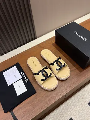 Chanel-香奈兒2026夏季新款雙C編織厚底涼拖鞋 ✨
