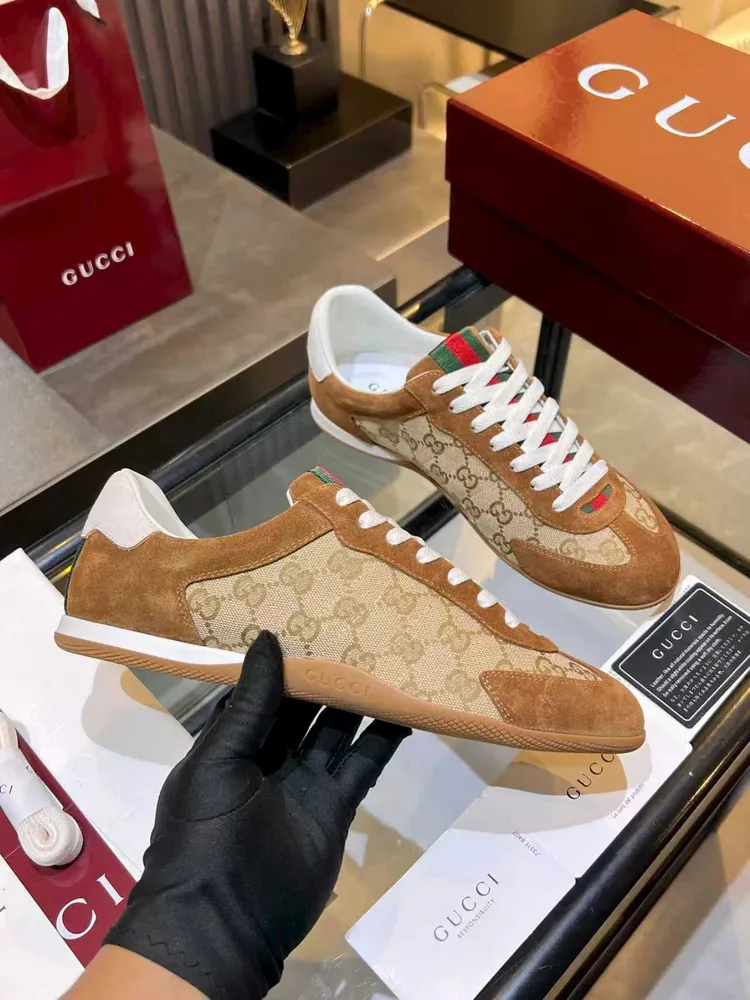 Gucci Shift2026走秀款系列情侶款德訓薄底運動鞋❗❗