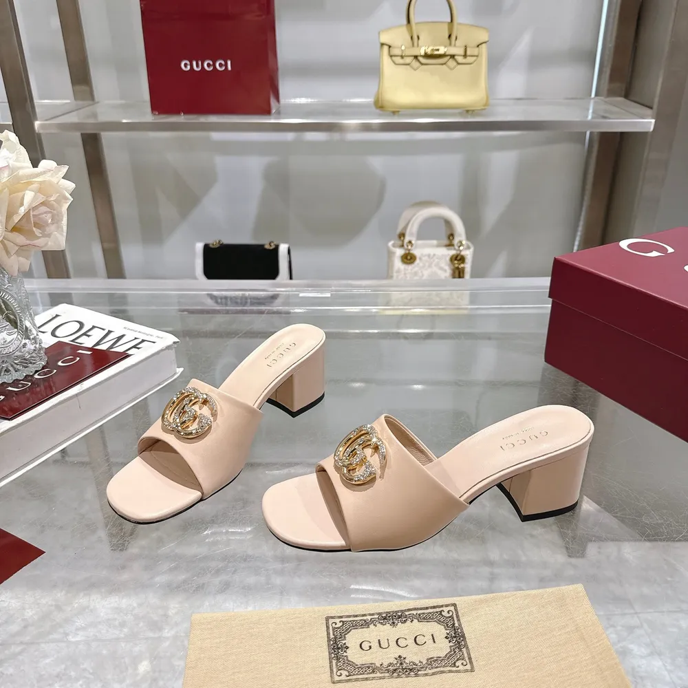 9719-6 淺粉¥650（35-42）