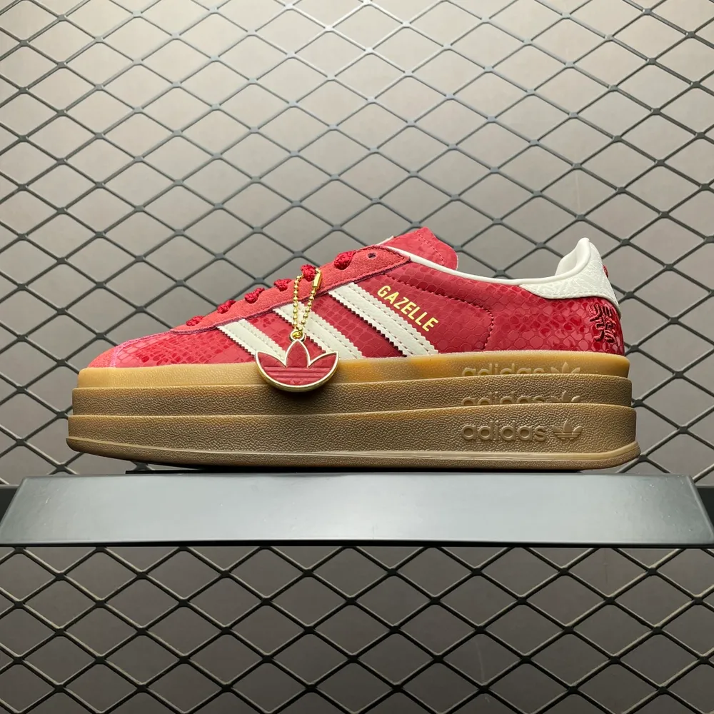 💰550 AD 阿迪 Gazelle Bold "CNY" 蛇年限定 新年限定 厚底休閒板鞋 JQ5977 純原品質出貨 區別市面先行通貨版本 尺碼：35.5 36 36.5 37 38 38.5 39 40 40.5 41 42 編號：