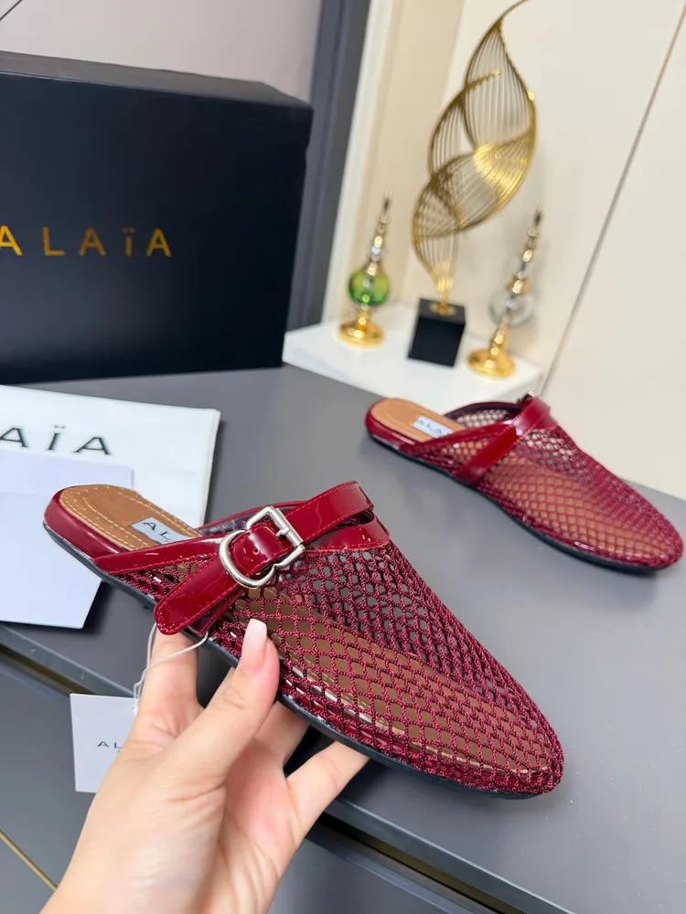Alaia·阿萊亞⛳️🔥超火的一款平底芭蕾舞漁網紗面款平底單鞋🩰！