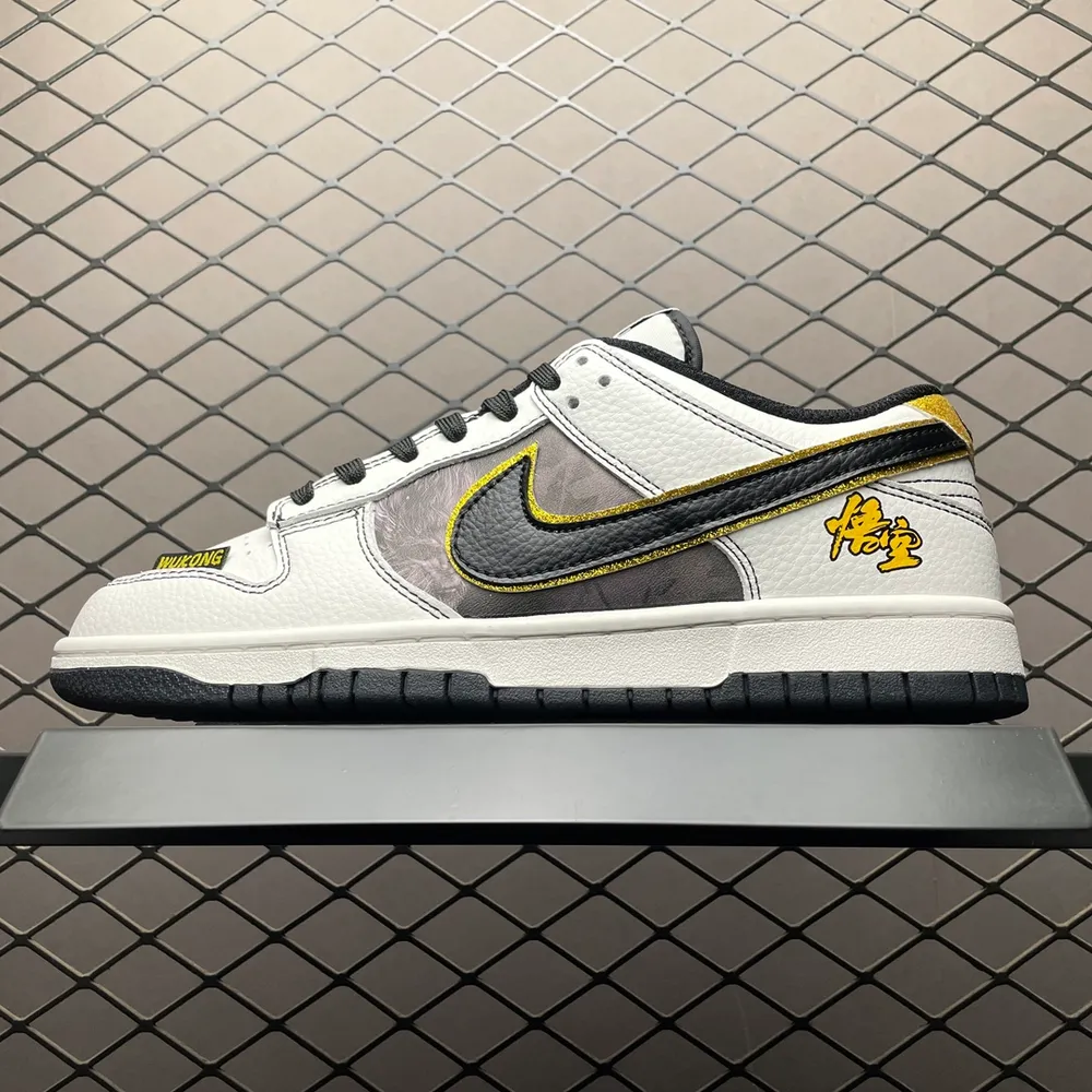 💰660 純原NK Dunk Low 客制款 低幫休閒板鞋 LW1818-106 尺碼：36 36.5 37.5 38 38.5 39 40 40.5 41 42 42.5 43 44 44.5 45 編號：35YEFFJ