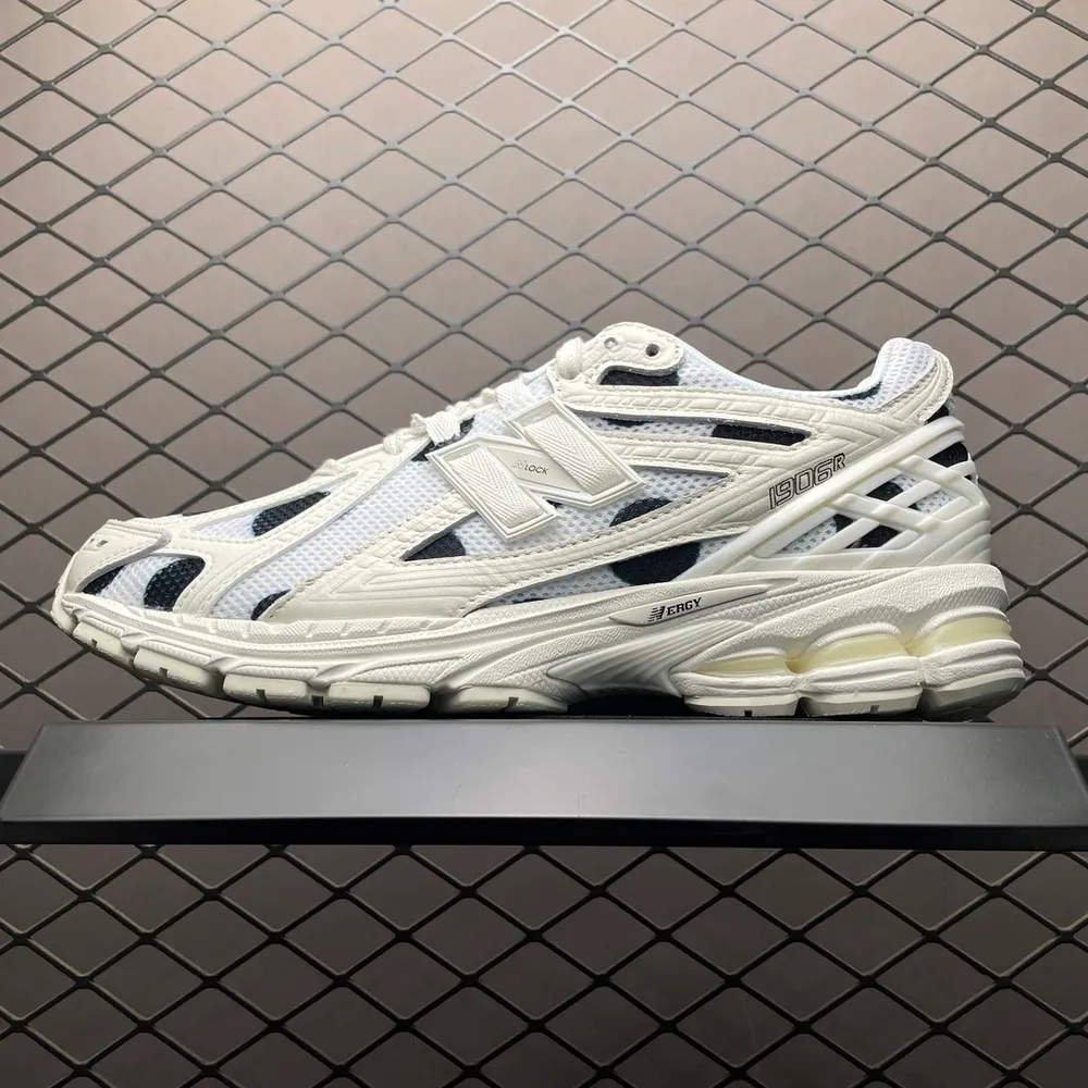 💰520 價格調整   純原 New Balance 新百倫 復古休閒跑步鞋 M1906RPC 真正原廠資料開發 市售最高品質 原廠網紗 正確卡色皮料衝裁組合 匠心打造 鞋面鞋底工藝極其複雜 難度可想而知 新開獨立私模大底 原廠中底布 全