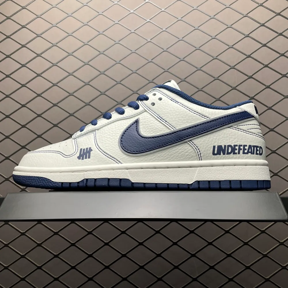 💰640 純原NK Dunk Low 客制款 低幫休閒板鞋 UN1697-611 尺碼：36 36.5 37.5 38 38.5 39 40 40.5 41 42 42.5 43 44 44.5 45 編號：33UEFF37