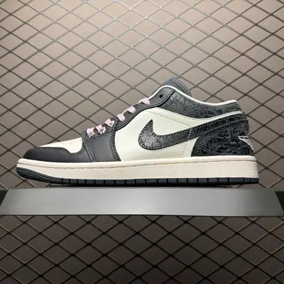 💰579 Air Jordan 1 Low AJ1喬1低幫 II0595-001 目前市售最高品質出貨 原鞋開發 平臺訂單專用代工流水線打造 一眼zp貨既視感 尺碼：35.5 36 36.5 37.5 38 38.5 3  40 40.5