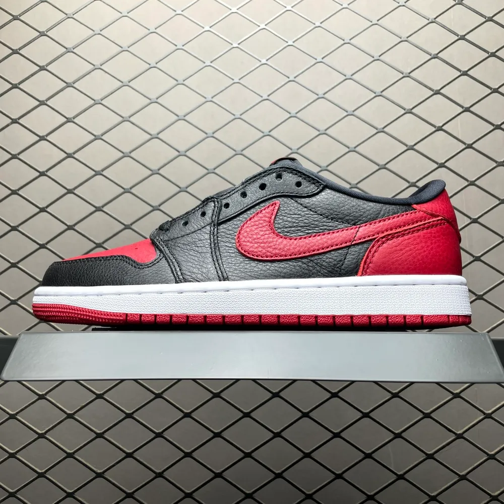 💰620 純原版本 Jordan Air Jordan 1 LOW  禁穿 AJ1喬1低幫男子文化籃球鞋 IW6276-001 國內一線頭部知名大廠出品 高階外貿零售專供品質 原鞋原楦頭紙板開發 原廠防塵紙 極致一眼正品既視感 尺碼：40