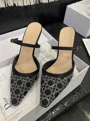 Dior 25 新品真絲水鑽藤格紋高跟鞋