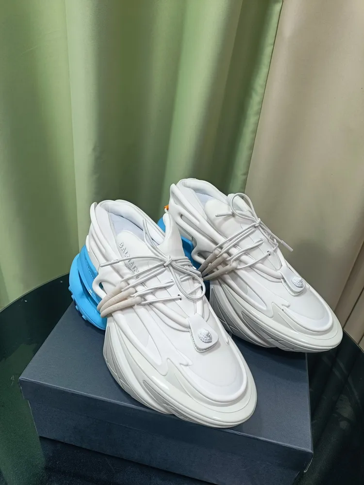 出廠價800 頂級版本 Balmain 巴爾曼2022最新款走秀款老爹鞋！原版開模一比一製做，男女同款情侶款。男碼39-45
