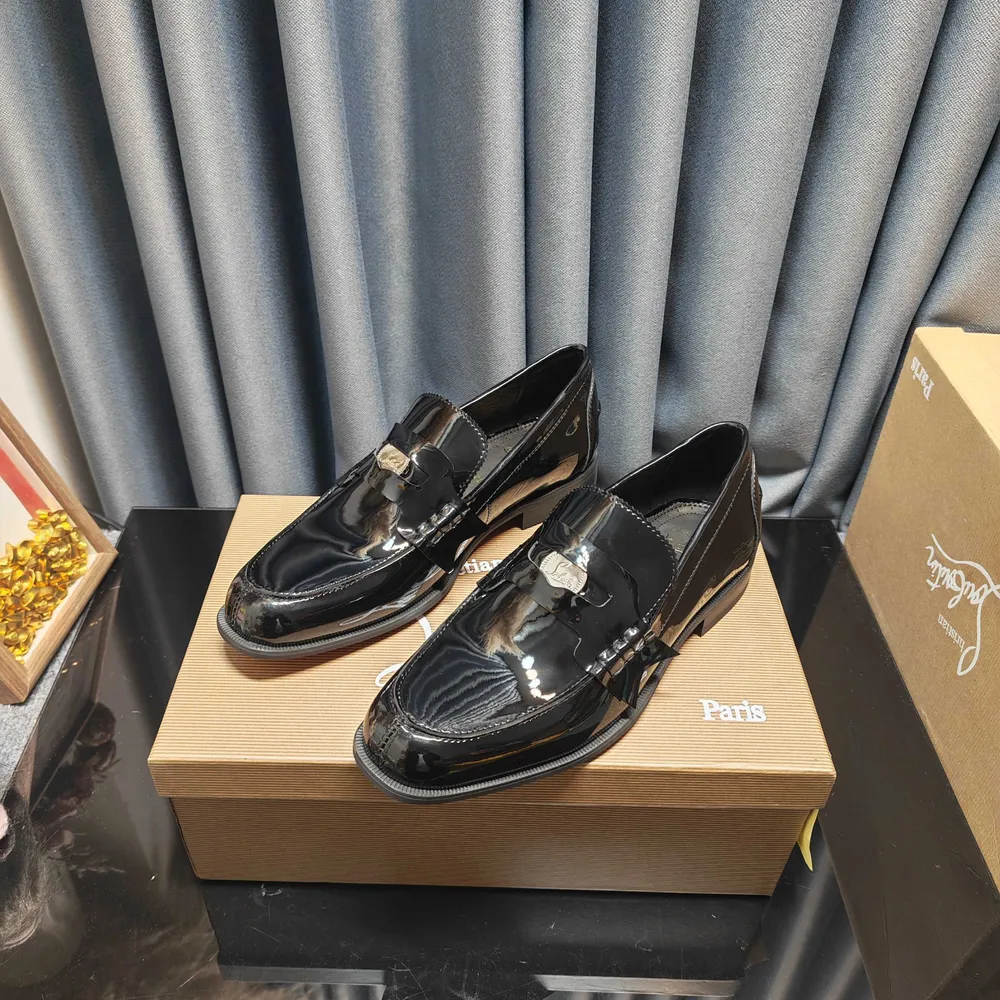 🆑🆑🆑christian louboutin（CL紅​‎​底‎​‎鞋‌‎‌‎）情​​‎‌侶‎​休閒​​‎‎‌板皮鞋‎‌‎📢 📢 📢 獨​‌家​‌‎‌熱​款‌‌‎發‎‌‌布‎‎🎈🎈💪活‌‎‎動​‎​乳‌‎‎‎膠‎​墊​腳​​