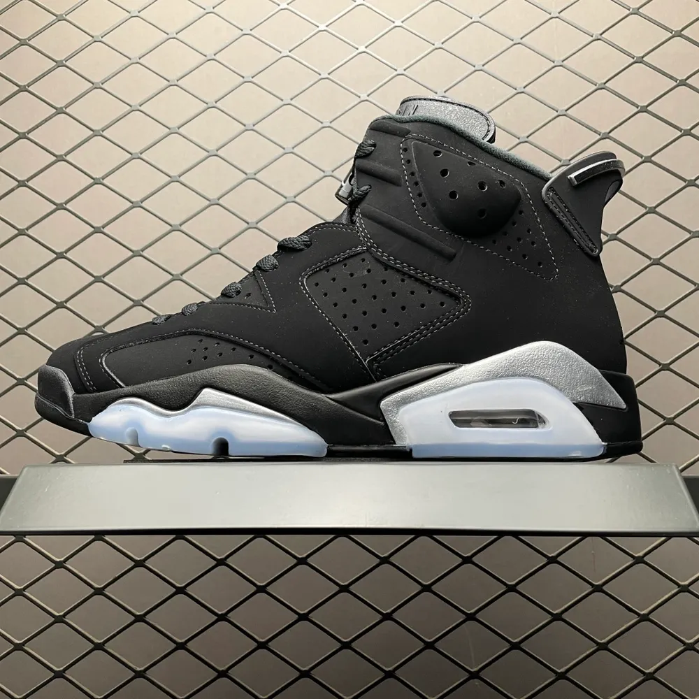 純原 Air Jordan 6 Retro AJ6喬6 男子文化籃球鞋 DX2836-001 原鞋原紙板開發 原廠材料 原檔案資料精美電繡 紙板中底 鋼印 等諸多細節均一一還原 尺碼：40 40.5 41 42 42.5 43 44 44.