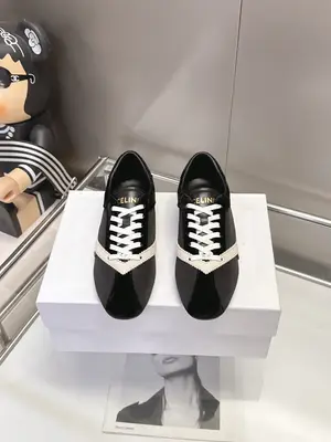 P610。碼數35-40（41定做）