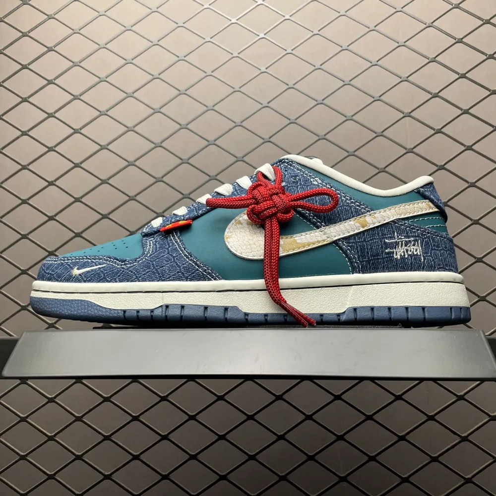 💰620 純原NK Dunk Low 客制款 低幫休閒板鞋 CH8311-283 尺碼：36 36.5 37.5 38 38.5 39 40 40.5 41 42 42.5 43 44 44.5 45 46 編號：31YEFF511
