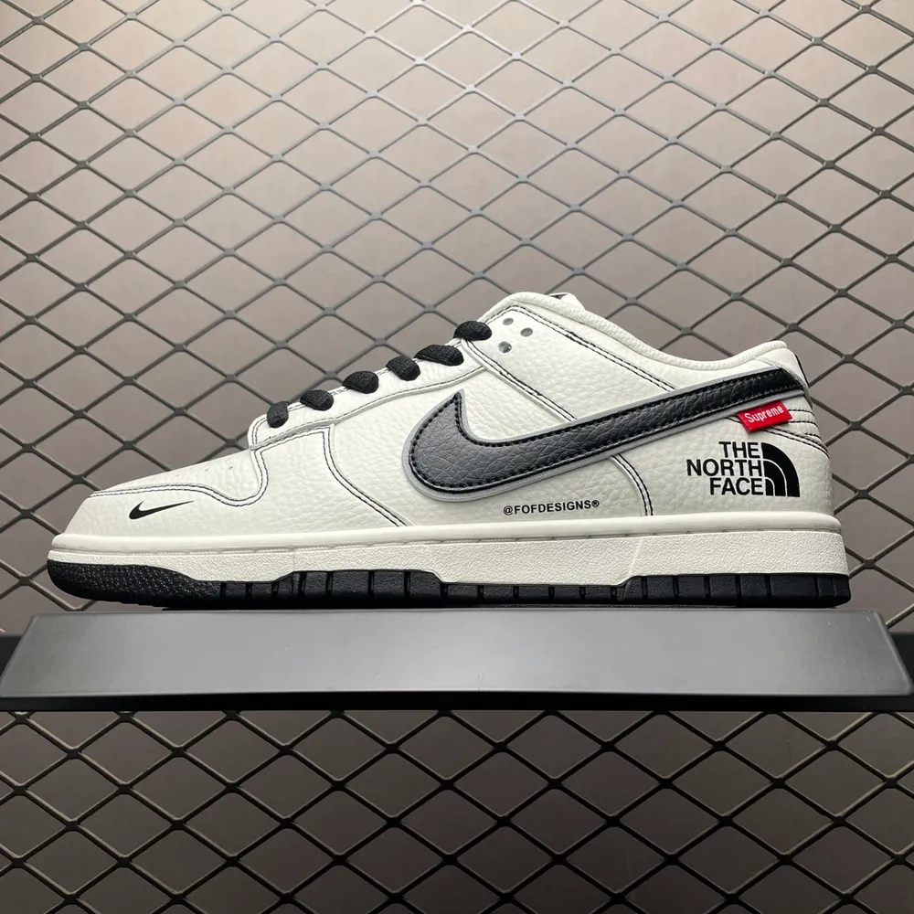 💰650 純原NK Dunk Low 客制款 低幫休閒板鞋 BM0234-501 尺碼：36 36.5 37.5 38 38.5 39 40 40.5 41 42 42.5 43 44 45 編號：33YEFFJ