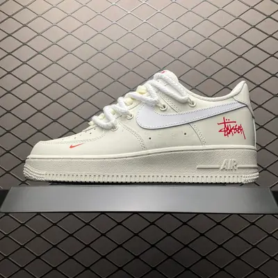 💰620 純原NK Air Force 1 空軍一號低幫休閒板鞋 ZH0316-047 尺碼：36 36.5 37.5 38 38.5 39 40 40.5 41 42 42.5 43 44 45 編號：31TDEF51
