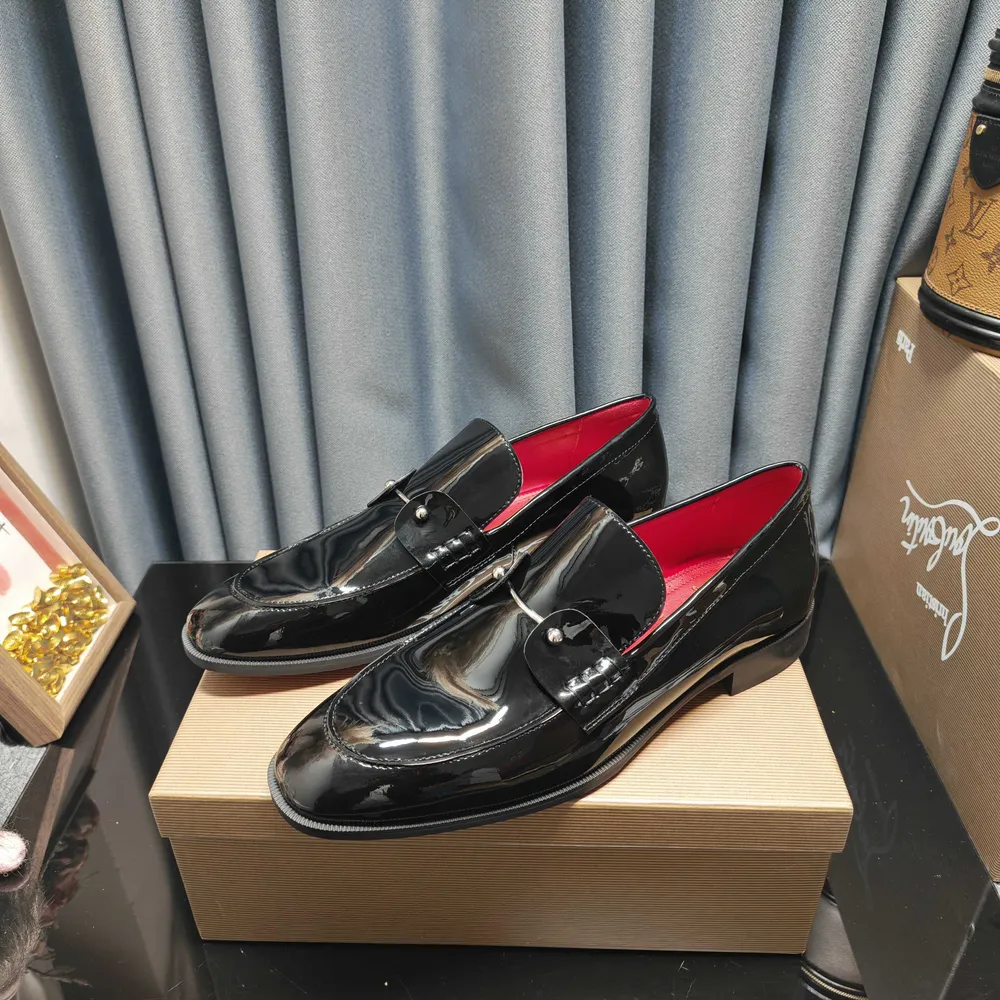 🆑🆑🆑christian louboutin（CL紅​‎​底‎​‎鞋‌‎‌‎）紳士皮鞋📢 📢 📢 獨​‌家​‌‎‌熱​款‌‌‎發‎‌‌布‎‎🎈🎈💪活‌‎‎動​‎​乳‌‎‎‎膠‎​墊​腳​​‌👻成​‎品‌‌‌大‎​底‎​​