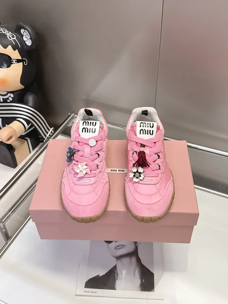 新色p650 碼數35-40