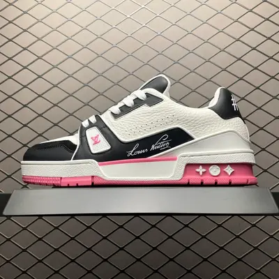 💰920 Louis Vuitton 路易威登 LV Trainer 低幫休閒板鞋 海淘代購同渠道品質 高階零售 外貿充正專供 原版購入開發 ZP級全套包裝 完美楦型 正確卡色 大底TPU 質感媲美原版 細節與原版一致 請注意區分市面通貨