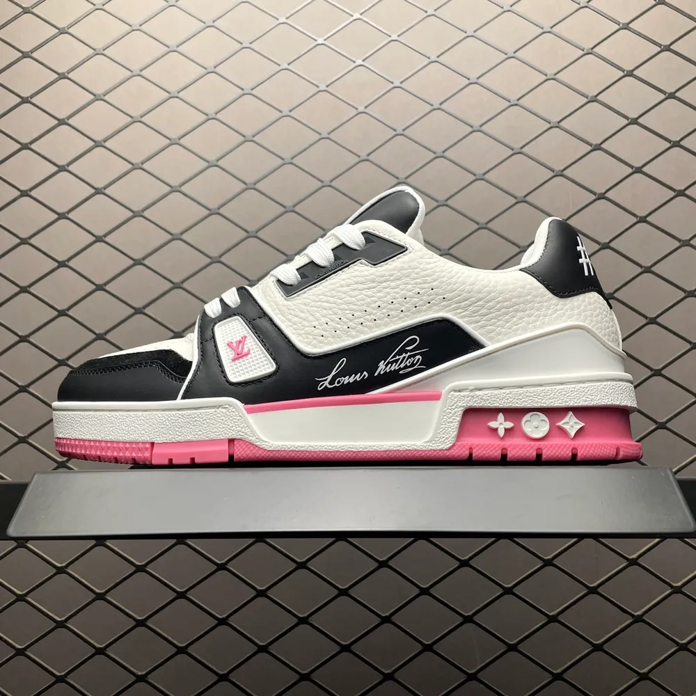 💰920 Louis Vuitton 路易威登 LV Trainer 低幫休閒板鞋 海淘代購同渠道品質 高階零售 外貿充正專供 原版購入開發 ZP級全套包裝 完美楦型 正確卡色 大底TPU 質感媲美原版 細節與原版一致 請注意區分市面通貨
