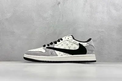 569💰