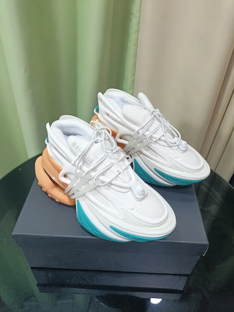 出廠價800 頂級版本 Balmain 巴爾曼2022最新款走秀款老爹鞋！原版開模一比一製做，男女同款情侶款。女碼35-40