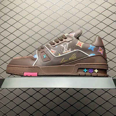 Louis Vuitton 路易威登 LV Trainer 低幫休閒板鞋 海淘代購同渠道品質 高階零售 外貿充正專供 原版購入開發 ZP級全套包裝 完美楦型 正確卡色 大底TPU 質感媲美原版 細節與原版一致 請注意區分市面通貨材 尺碼：3