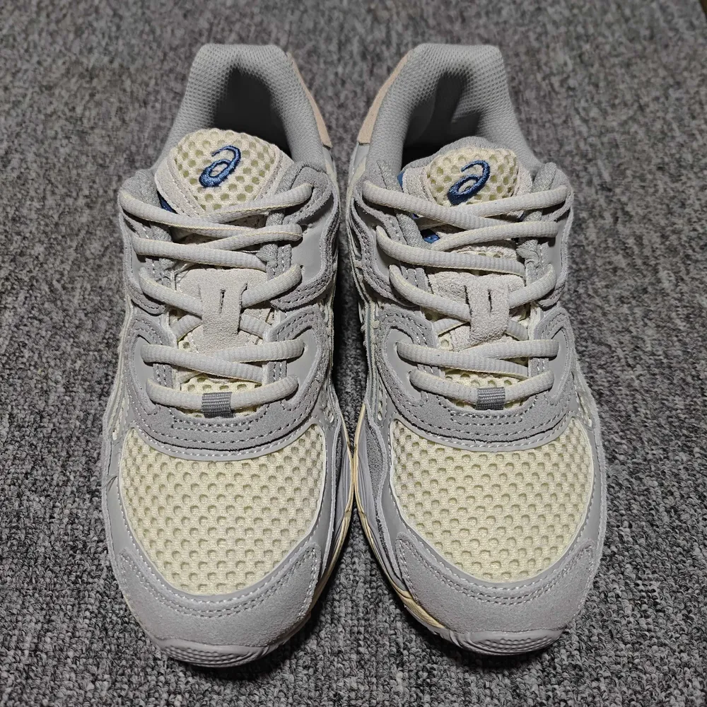 💰530  純原 Asics 亞瑟士 GEL-NYC 低幫運動休閒跑步鞋 1203A372-600 外貿平臺專供 大廠出品 細節到位 區別市面通貨 尺碼：36 37 37.5 38 39 39.5 40 40.5 41.5 42 42.5