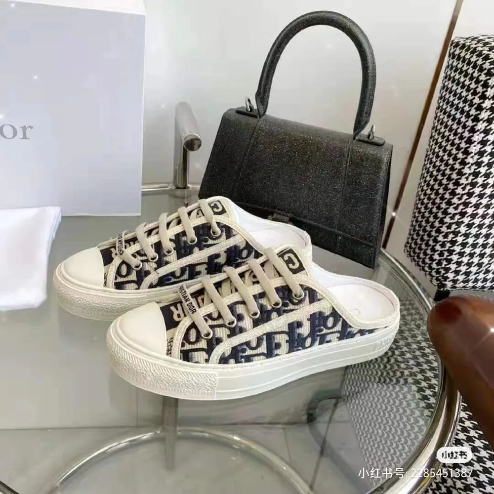 Dior(迪奧 )2023春夏新款💎💎♦️P640元