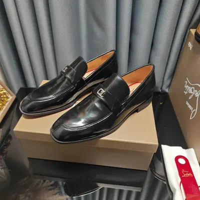 🆑🆑🆑christian louboutin（CL紅​‎​底‎​‎鞋‌‎‌‎）紳士皮鞋📢 📢 📢 獨​‌家​‌‎‌熱​款‌‌‎發‎‌‌布‎‎🎈🎈💪活‌‎‎動​‎​乳‌‎‎‎膠‎​墊​腳​​‌👻成​‎品‌‌‌大‎​底‎​​