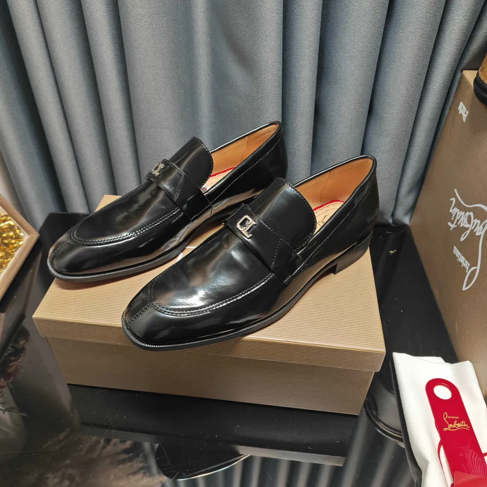 🆑🆑🆑christian louboutin（CL紅​‎​底‎​‎鞋‌‎‌‎）紳士皮鞋📢 📢 📢 獨​‌家​‌‎‌熱​款‌‌‎發‎‌‌布‎‎🎈🎈💪活‌‎‎動​‎​乳‌‎‎‎膠‎​墊​腳​​‌👻成​‎品‌‌‌大‎​底‎​​