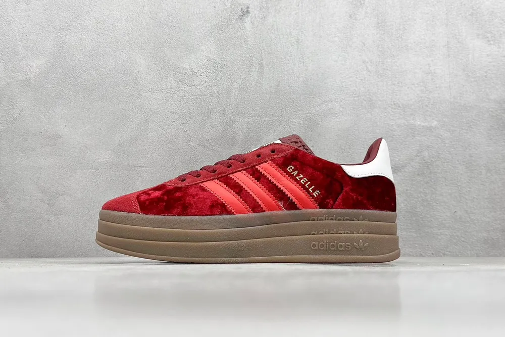 500💰AD Originals Gazelle Bold