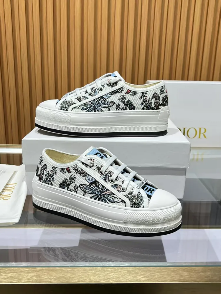 💰650 Dior迪奧2025Walk'n系列 金色刺繡厚底帆布鞋 休閒運動鞋