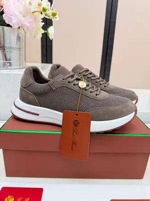 代購級，高版本🦅⛳️義大利Loro Piana·諾悠翩雅Tennis walk系列 LP休閒 運動鞋 老爹鞋🎁🎁原版購入開發 做貨 ，適合全年穿著👫包邊鞋底營造增高輕鬆迷人的色彩組合，LP的款式都是高品質 保持低調做派的上層人士穿著