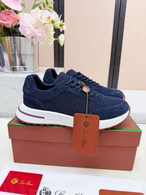 代購級，高版本🦅⛳️義大利Loro Piana·諾悠翩雅Tennis walk系列 LP休閒 運動鞋 老爹鞋🎁🎁原版購入開發 做貨 ，適合全年穿著👫包邊鞋底營造增高輕鬆迷人的色彩組合，LP的款式都是高品質 保持低調做派的上層人士穿著