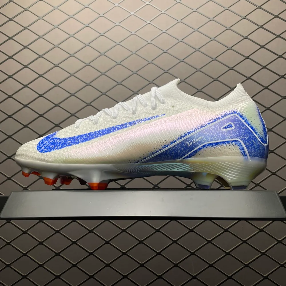 💰569   外貿專供 NK Air Zoom Mercurial Vapor 16 刺客16 AG膠質長釘 足球鞋 原代工廠出品， 全進口機臺生產裝置，百分百採用優質原材料 外貿出口平臺主推私密 尺碼：35-45 無半碼 編號：26YE
