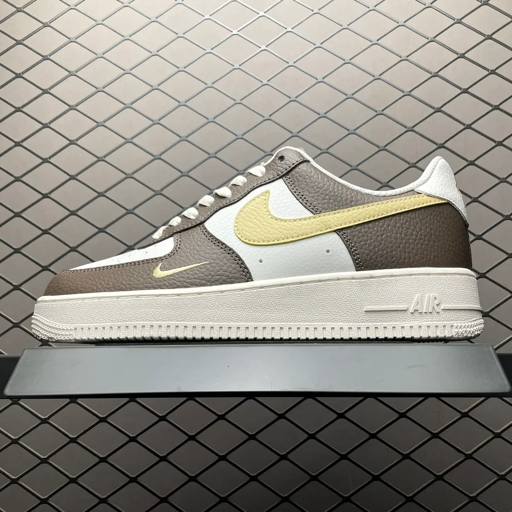 💰550 純原NK Air Force 1 Low 空軍一號低幫休閒板鞋 HM9656-001 尺碼：36 36.5 37.5 38 38.5 39 40 40.5 41 42 42.5 43 44 44.5 45 編號：25TDEF51