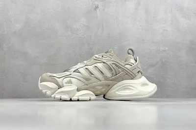 560💰