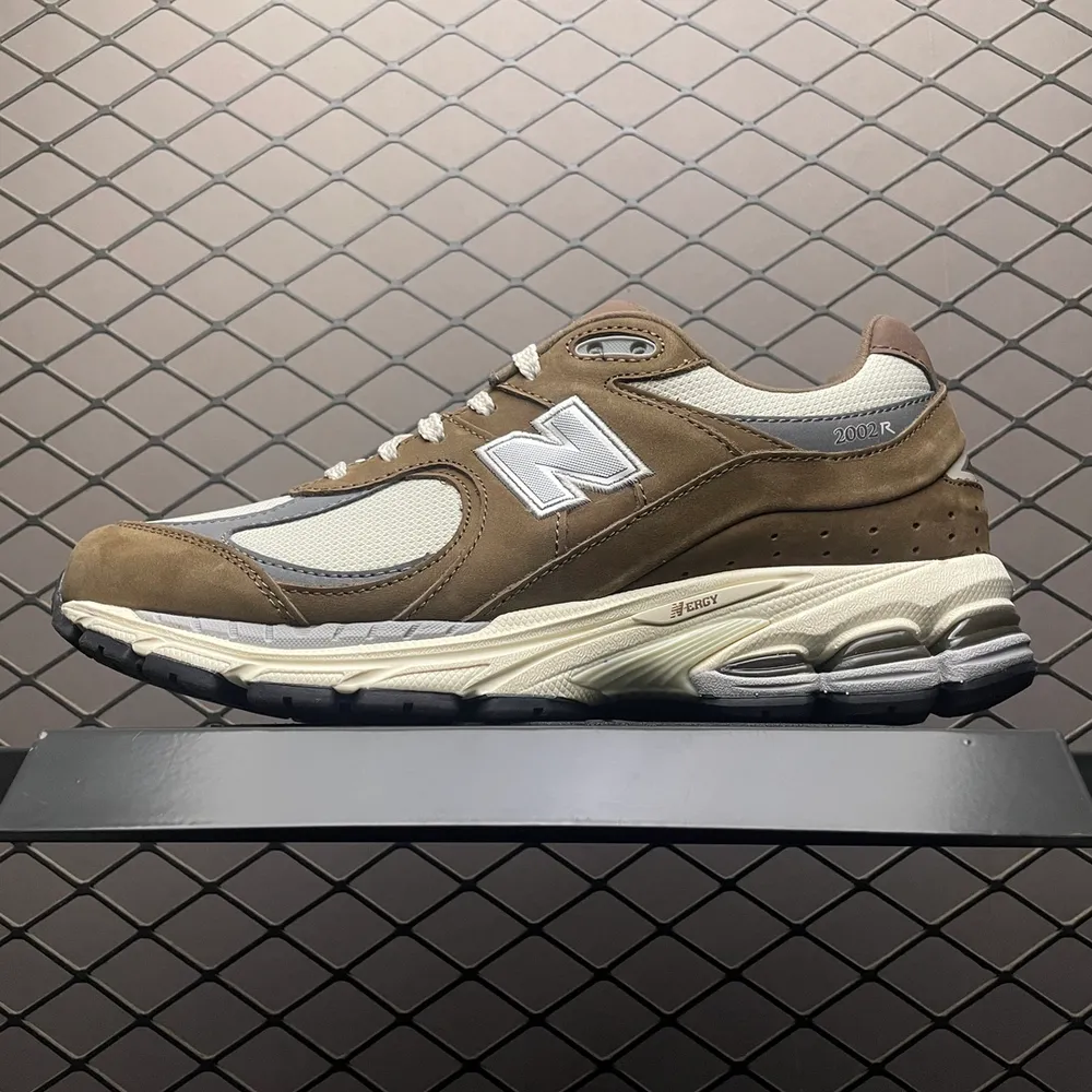 💰520 價格調整 純原 New Balance 新百倫 M2002RHS 復古休閒跑步鞋 大廠出品 某版純原同渠道 正確組合大底 區別提前通貨品質 尺碼：36 37 37.5 38 38.5 39.5 40 40.5 41.5 42 4