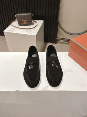 💰690 男款+10  Loropiana經典情侶款高絲光牛皮樂福皮鞋🔥🔥🔥🔥🔥