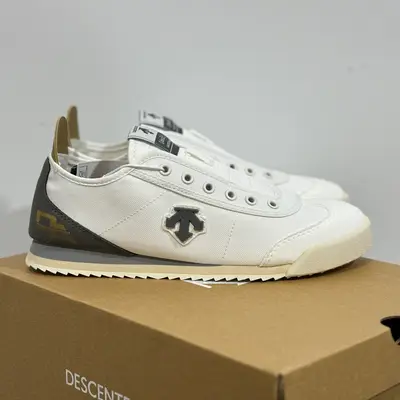迪桑特帆布鞋白灰 DESCENTE Chron 帆布 舒適百搭 輕便 低幫 生活休閒鞋