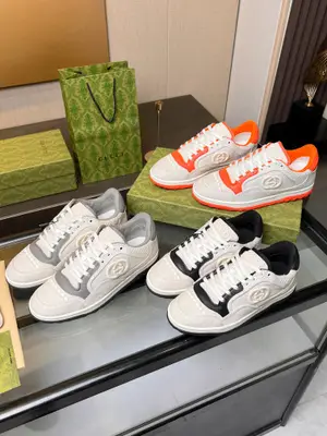 頂級版本，定型效果十足，秒殺市場軟踏踏的普通做法，💣💣💣Gucci2023早春古馳G家 最新爆款MAC80 運動鞋 情侶款 休閒 復古 做舊 髒髒鞋 小髒鞋 小白鞋🌸🌸🌸 原版購入開發 做貨 古馳MAC80全新爆款系列 精緻小巧