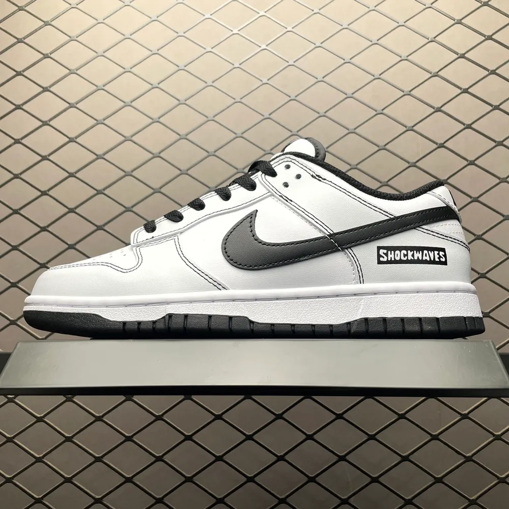 💰600 純原NK Dunk Low 客制款 低幫休閒板鞋 DD1391-100 尺碼：36 36.5 37.5 38 38.5 39 40 40.5 41 42 42.5 43 44 45 46 編號：29YEFFJ