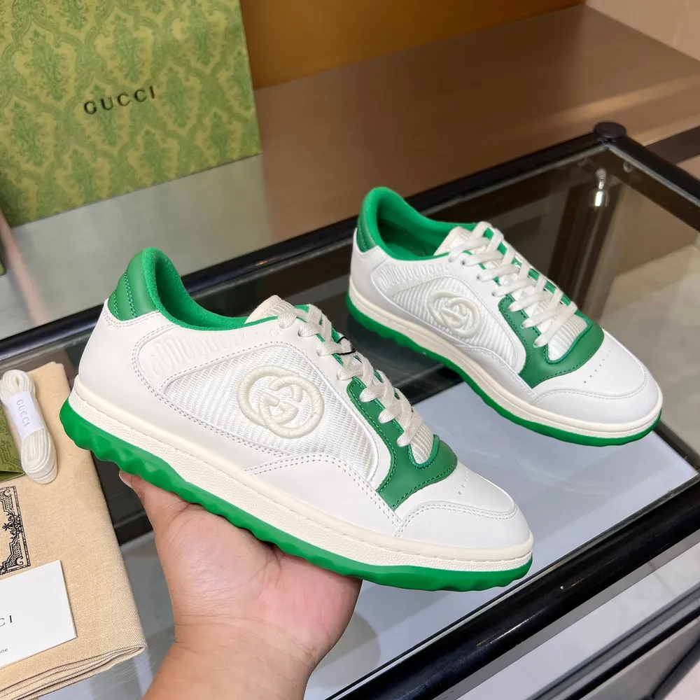 頂級版本，定型效果十足，秒殺市場軟踏踏的普通做法，💣💣💣Gucci2023早春古馳G家 最新爆款MAC80 運動鞋 情侶款 休閒 復古 做舊 髒髒鞋 小髒鞋 小白鞋🌸🌸🌸 原版購入開發 做貨 古馳MAC80全新爆款系列 精緻小巧